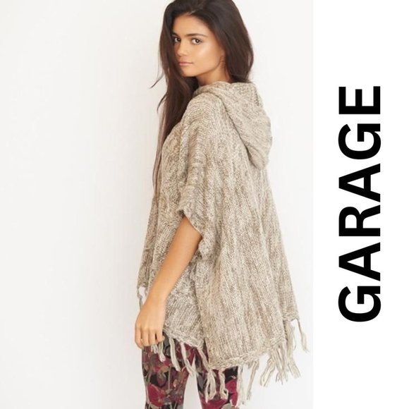 NWOT, Garage Hooded Knit Poncho Size S - Picture 4 of 17